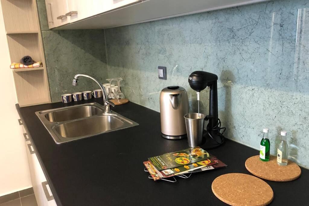 Hitech Appartment Amaliada Zewnętrze zdjęcie