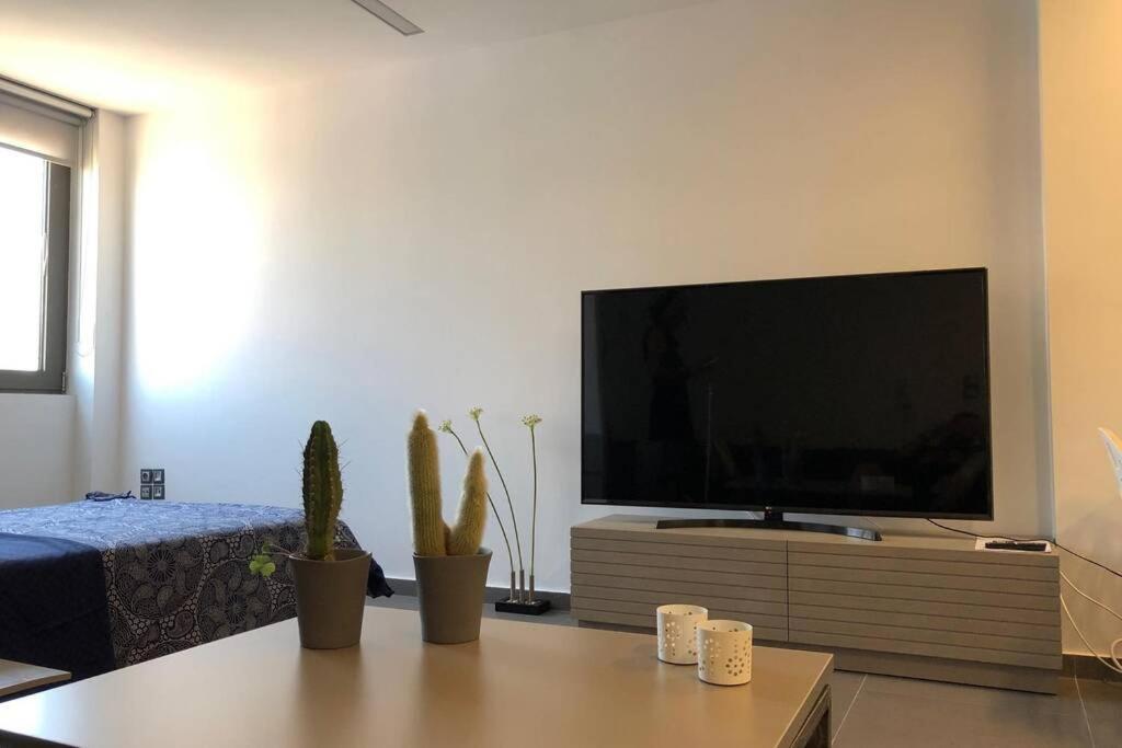 Hitech Appartment Amaliada Zewnętrze zdjęcie